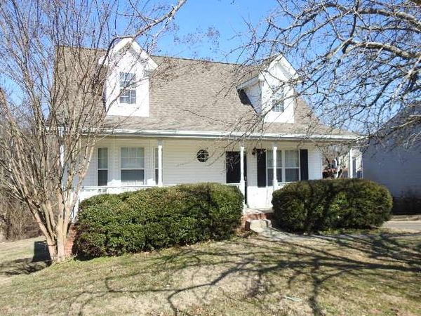 1013 Heather Dr, Goodlettsville, TN 37072