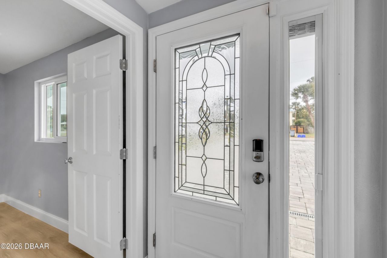 921 E 2nd Avenue, New Smyrna Beach, FL 32169 Photo