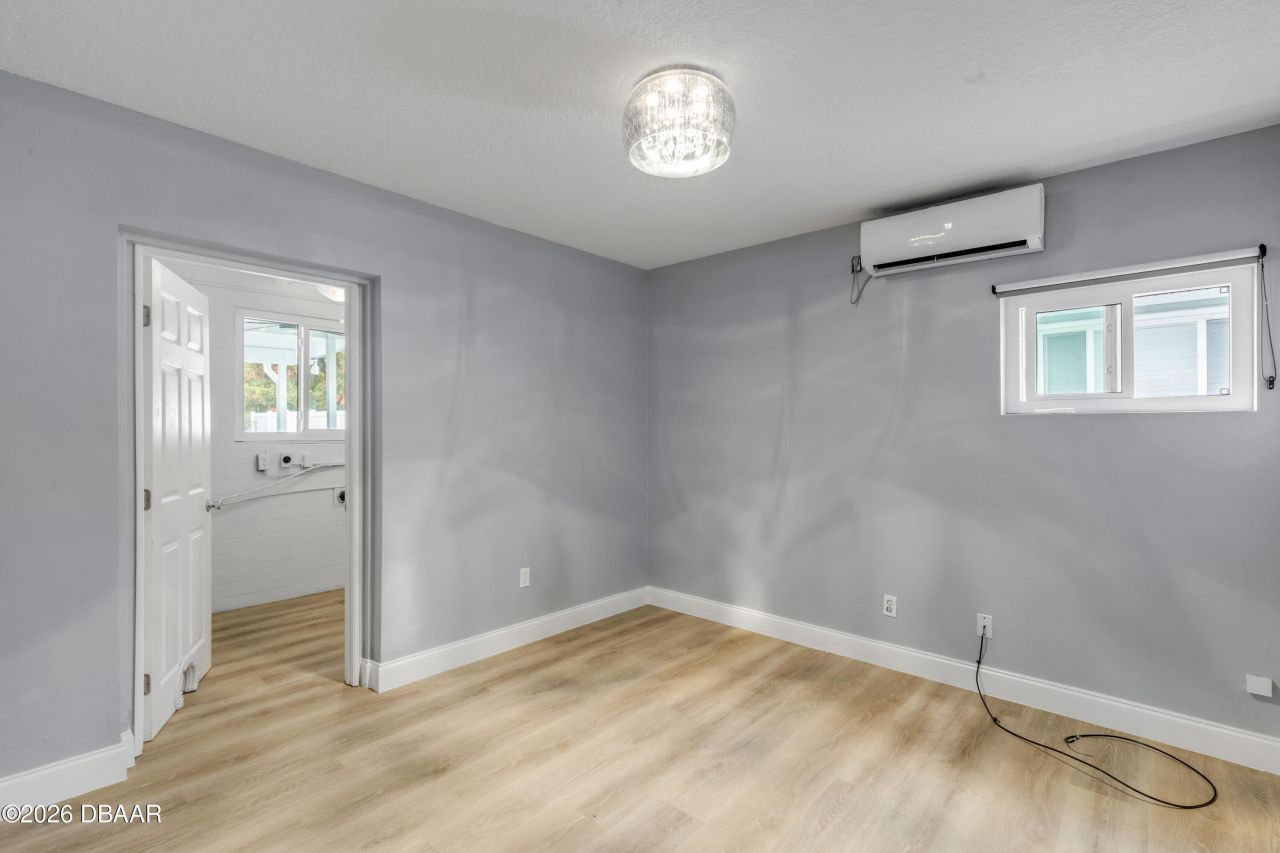 921 E 2nd Avenue, New Smyrna Beach, FL 32169 Photo