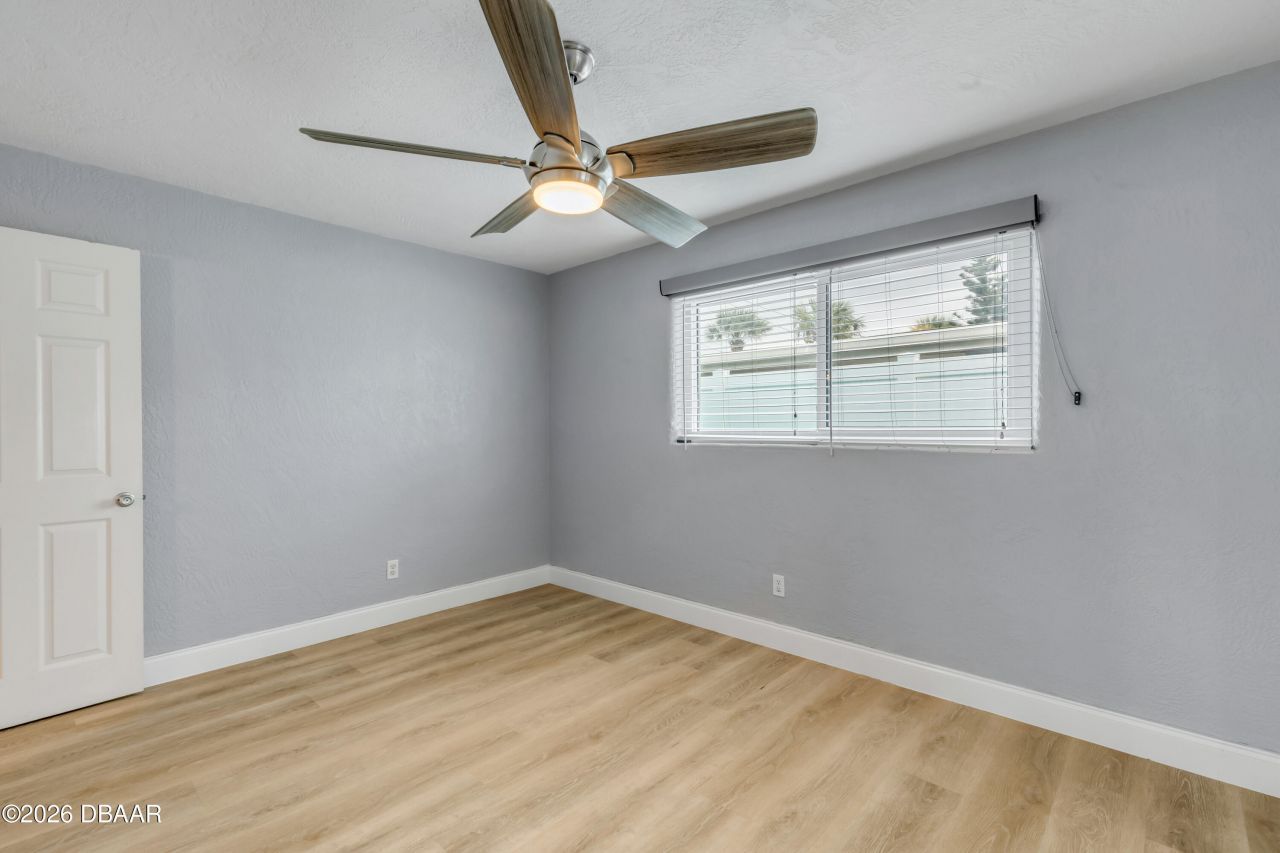 921 E 2nd Avenue, New Smyrna Beach, FL 32169 Photo