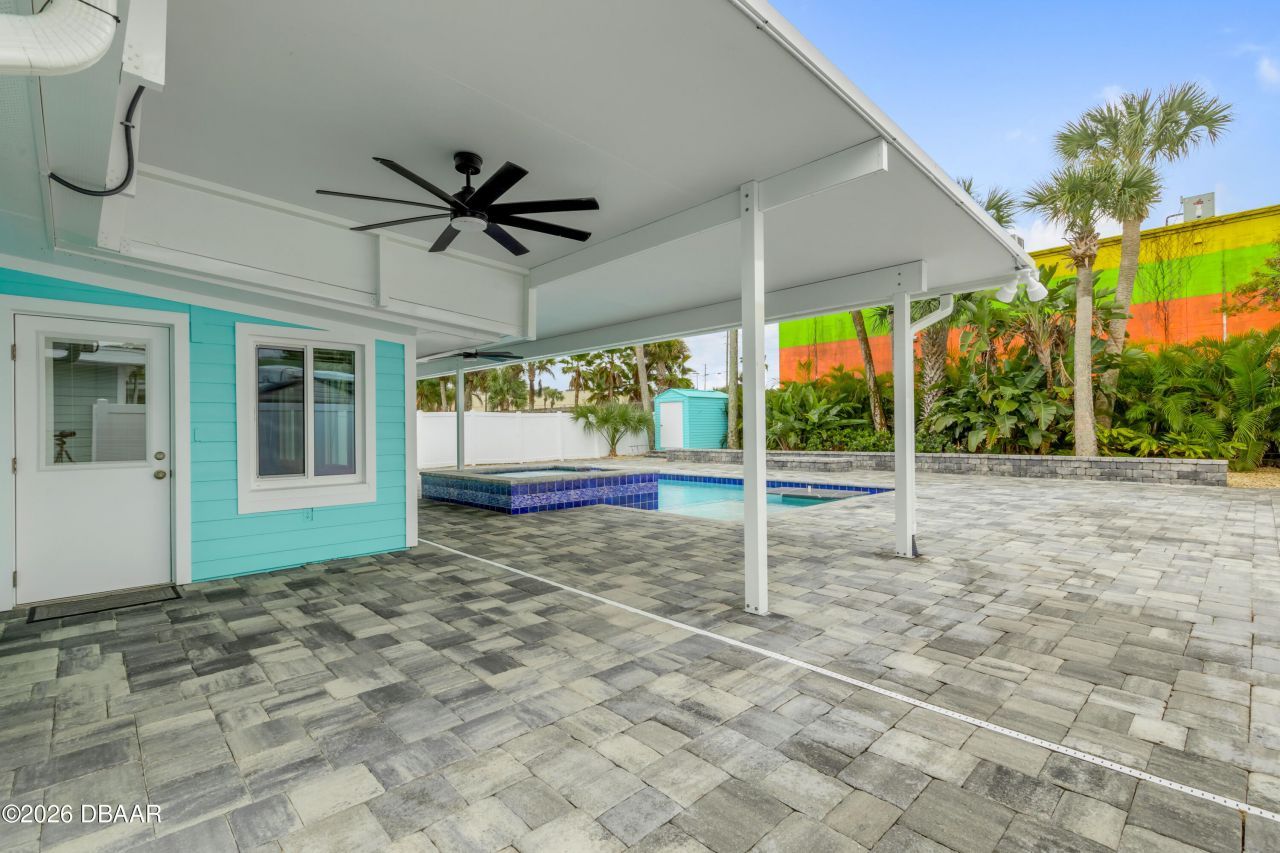 921 E 2nd Avenue, New Smyrna Beach, FL 32169 Photo