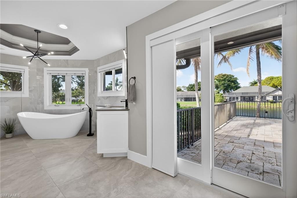 2341 Mayfield Ct, Unit 8, Naples, FL 34105 Photo