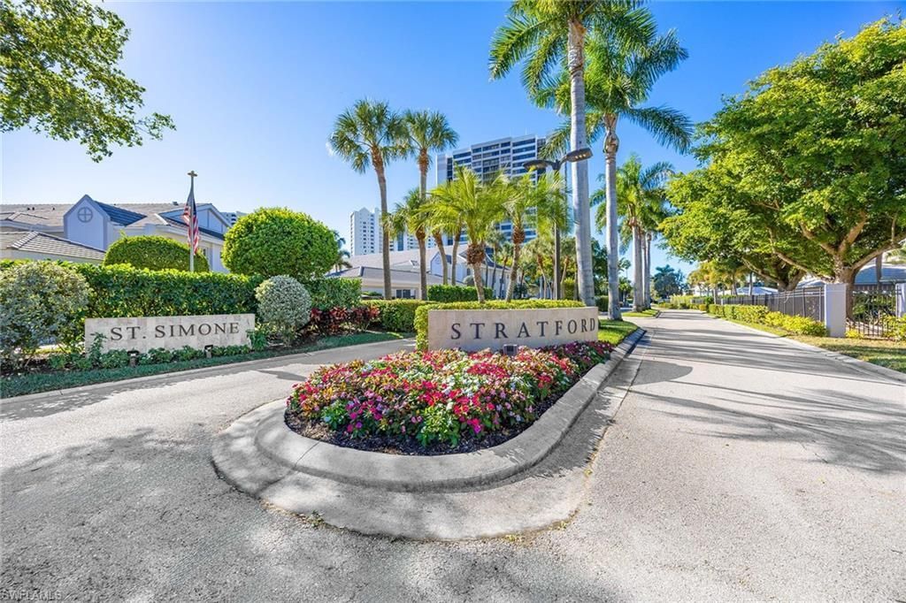 5633 Turtle Bay Dr, Unit 32, Naples, FL 34108 Photo