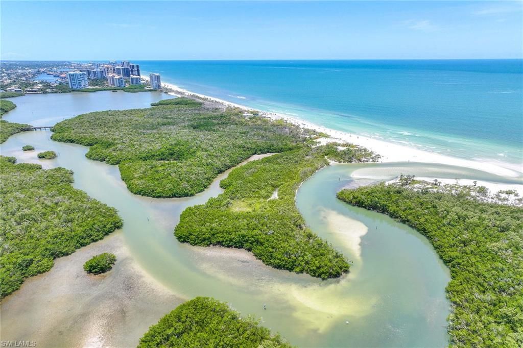 5633 Turtle Bay Dr, Unit 32, Naples, FL 34108 Photo
