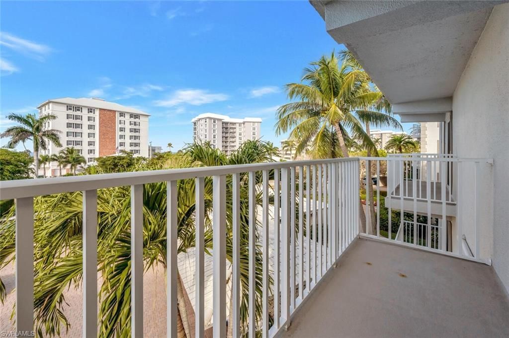 2800 Gulf Shore Blvd N, Unit 303, Naples, FL 34103 Photo