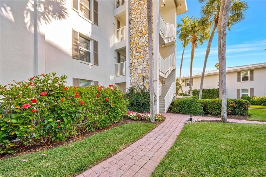 2800 Gulf Shore Blvd N, Unit 303, Naples, FL 34103 Photo
