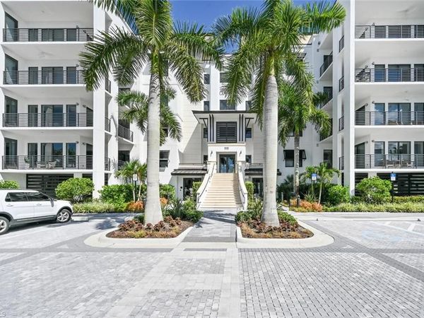 1111 Central AVE , Unit 511, NAPLES, FL 34102