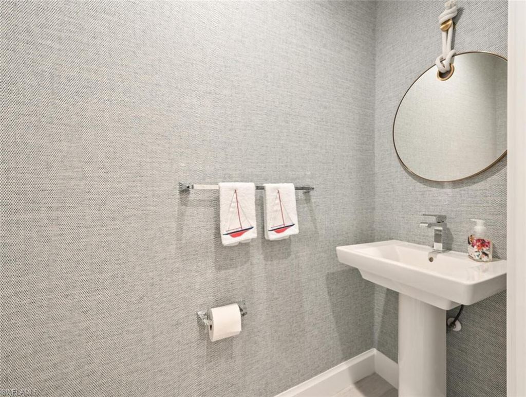 1111 Central Ave , Unit 511, Naples, FL 34102 Photo