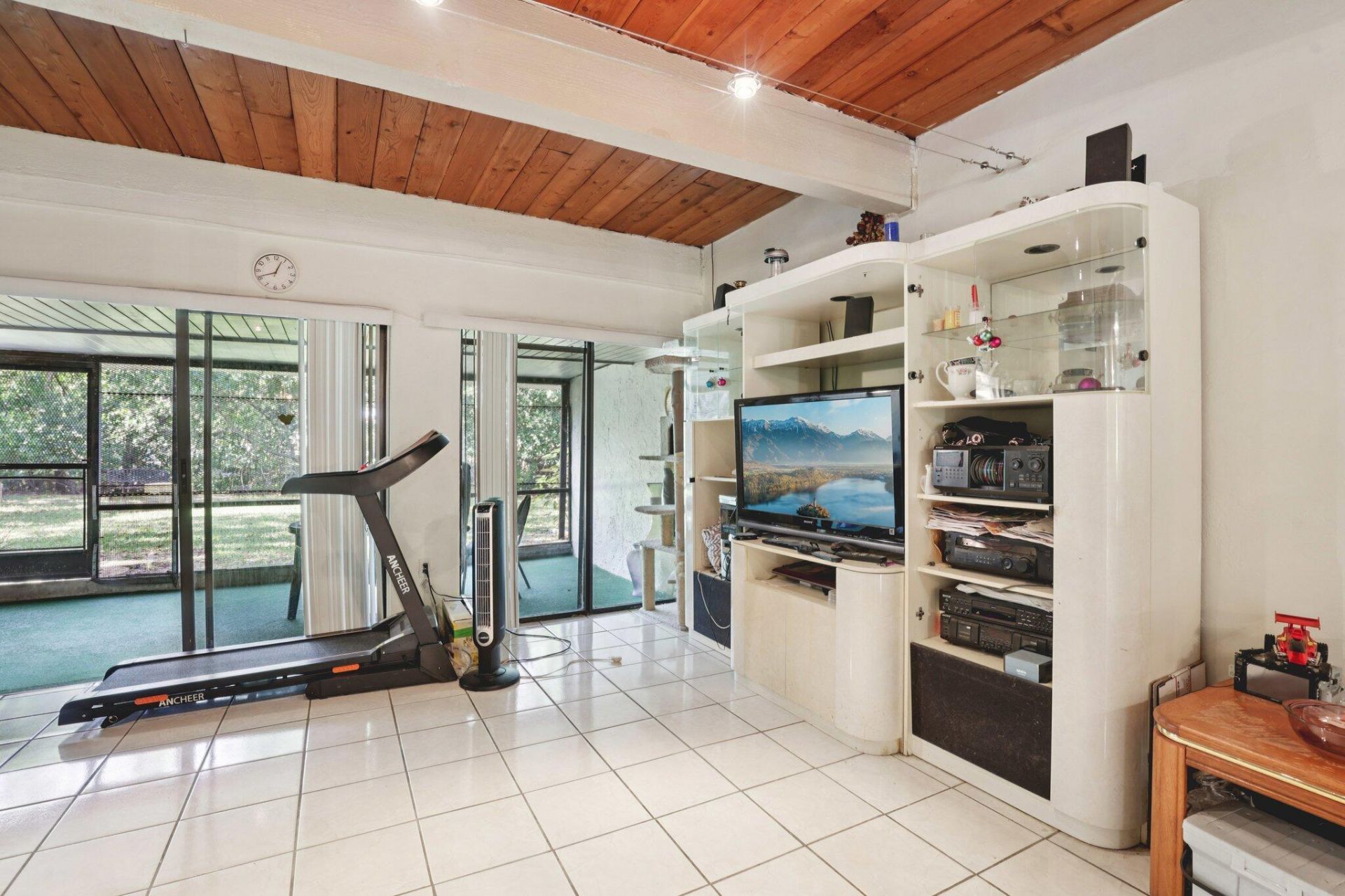 19232 NE 25th Avenue, Unit 221b, Miami, FL 33180 Photo