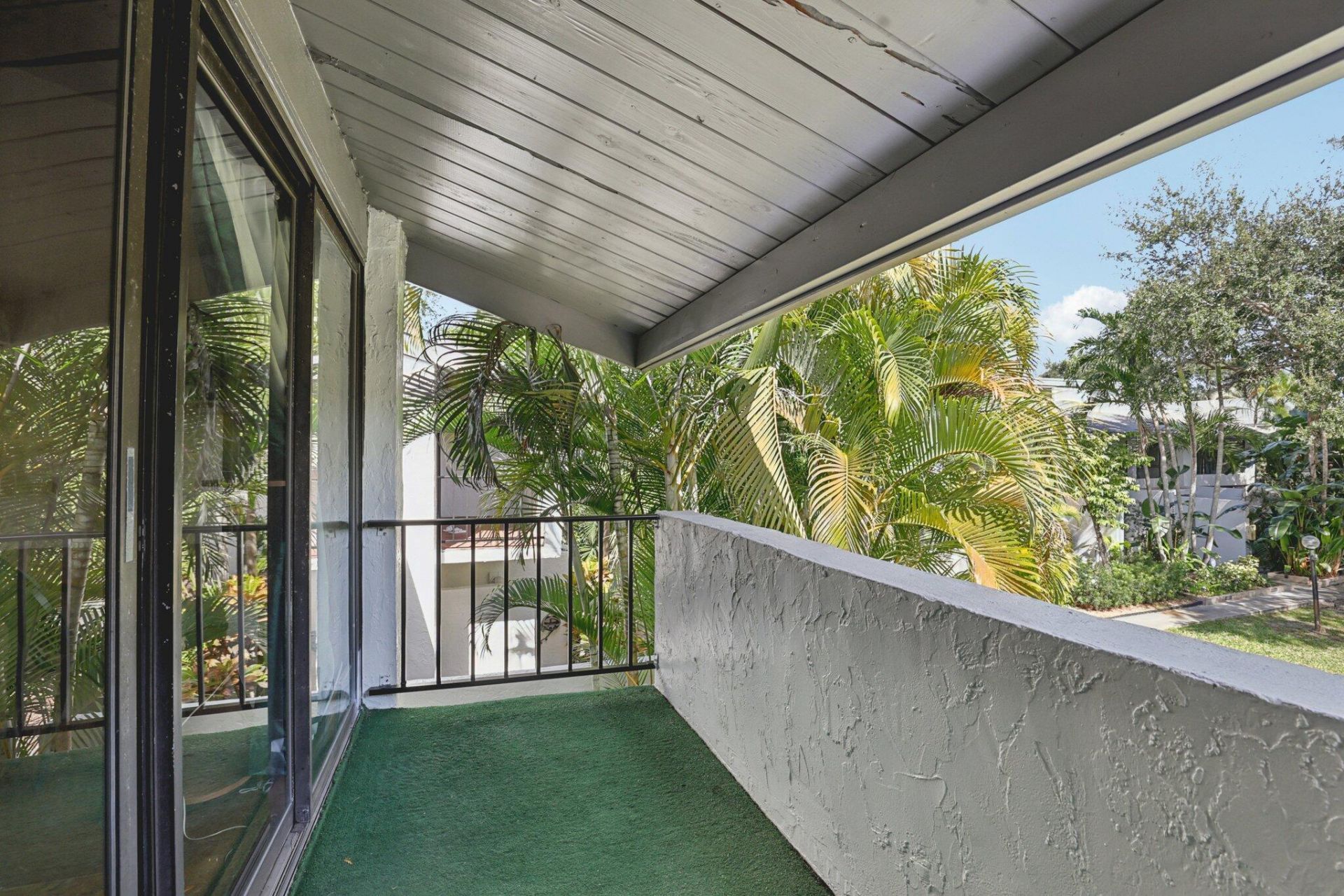 19232 NE 25th Avenue, Unit 221b, Miami, FL 33180 Photo