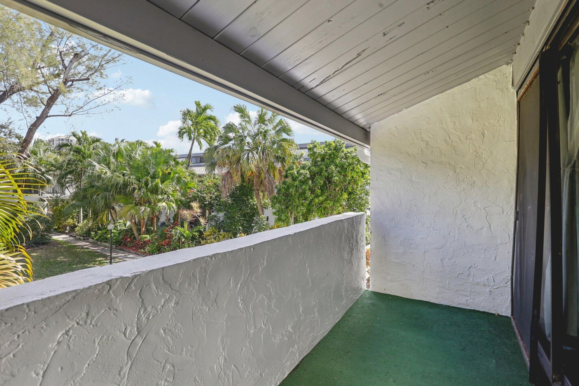 19232 NE 25th Avenue, Unit 221b, Miami, FL 33180 Photo