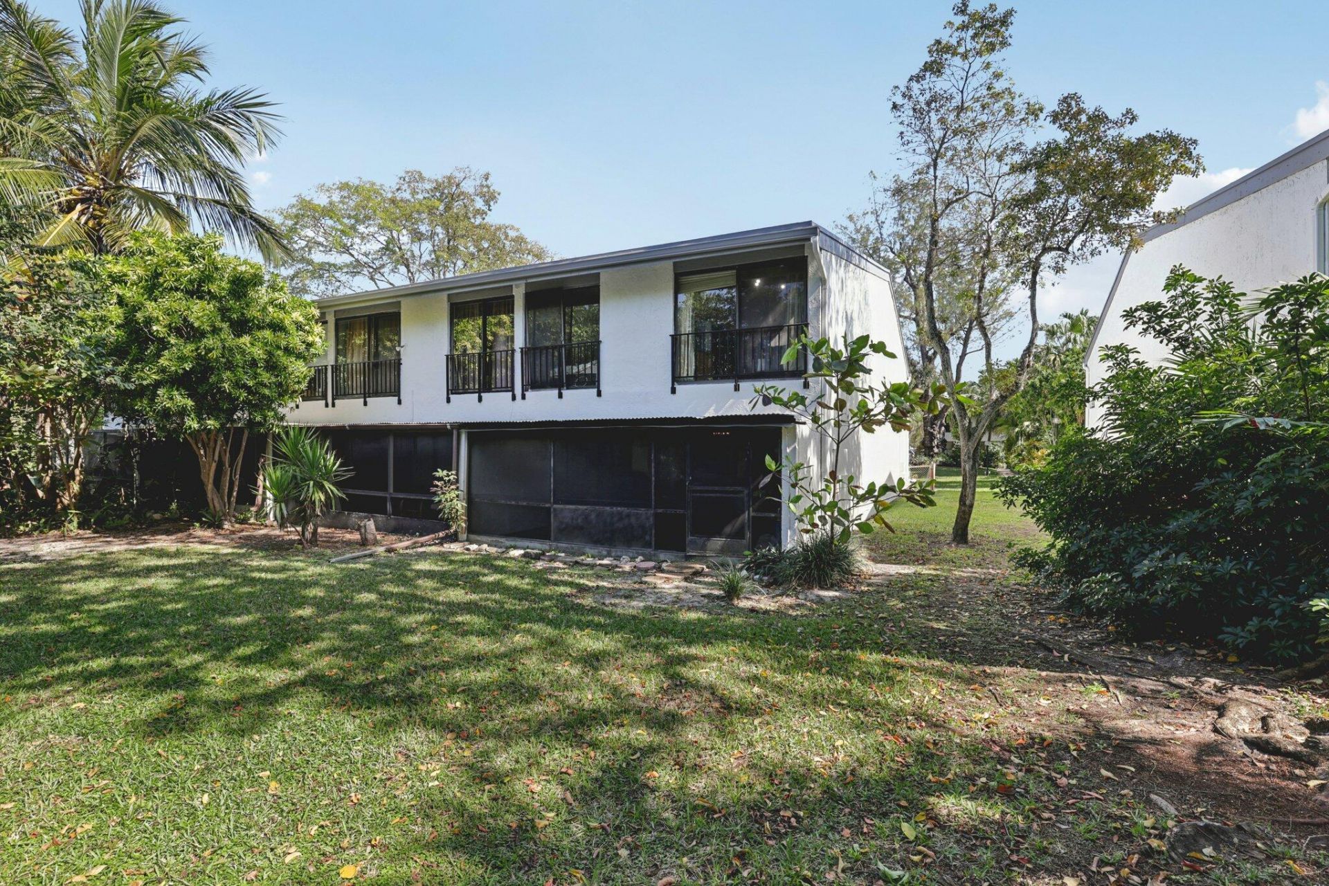 19232 NE 25th Avenue, Unit 221b, Miami, FL 33180 Photo