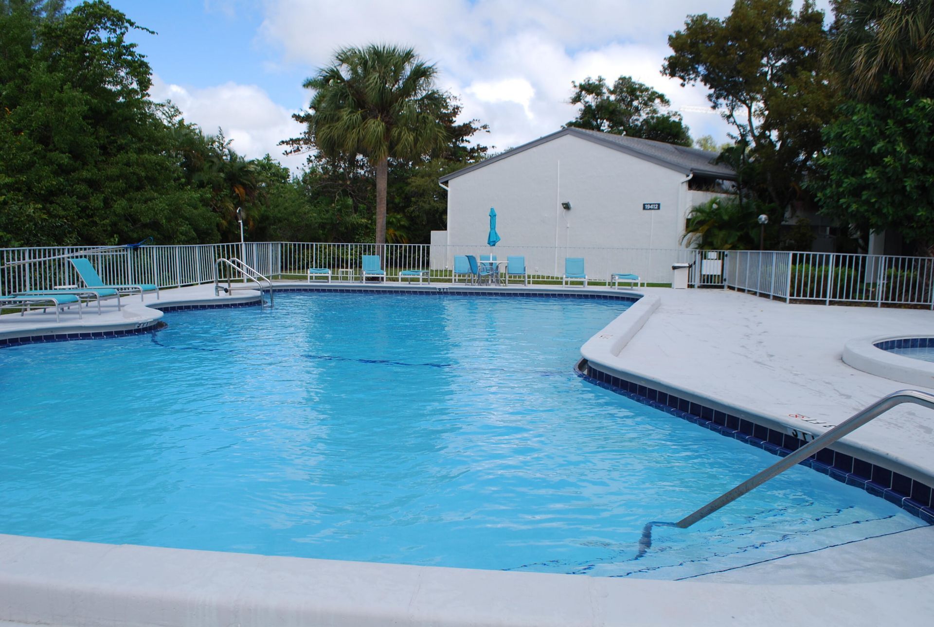 19232 NE 25th Avenue, Unit 221b, Miami, FL 33180 Photo