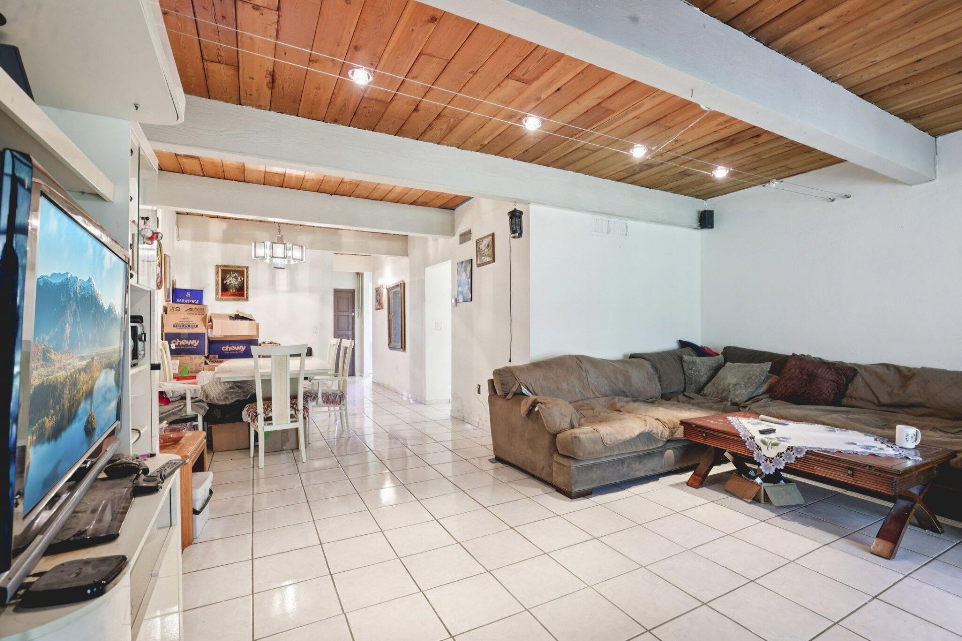 19232 NE 25th Avenue, Unit 221b, Miami, FL 33180 Photo