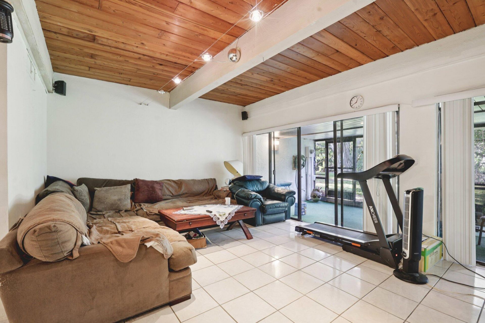 19232 NE 25th Avenue, Unit 221b, Miami, FL 33180 Photo