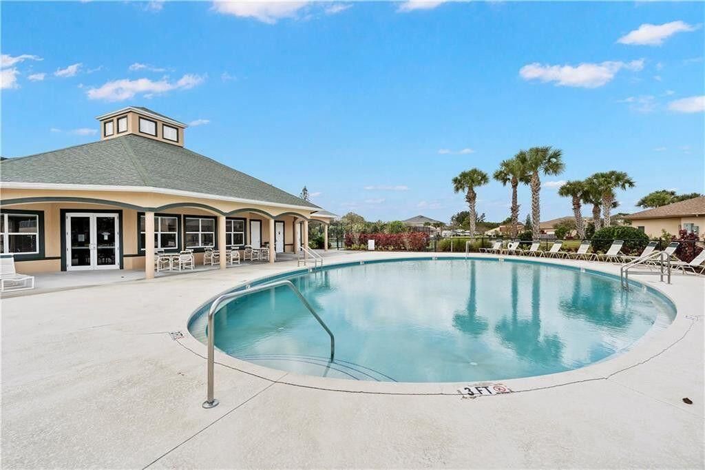 1815 Sandhill Crane Drive, Unit 2, Fort Pierce, FL 34982 Photo