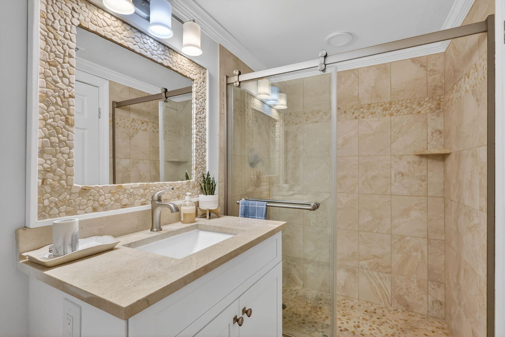 1866 SW Palm City Road, Unit 107, Stuart, FL 34994 Photo