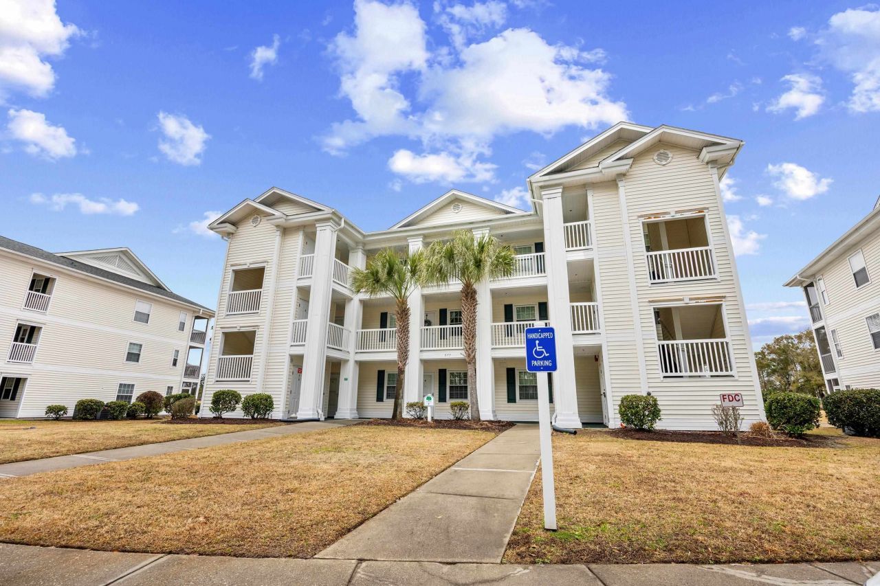 577 Blue River Ct. Photo 32