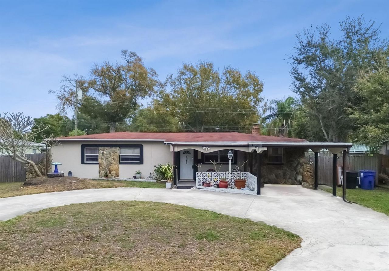 7551 17th Lane N, Saint Petersburg, FL 33702 Main Photo