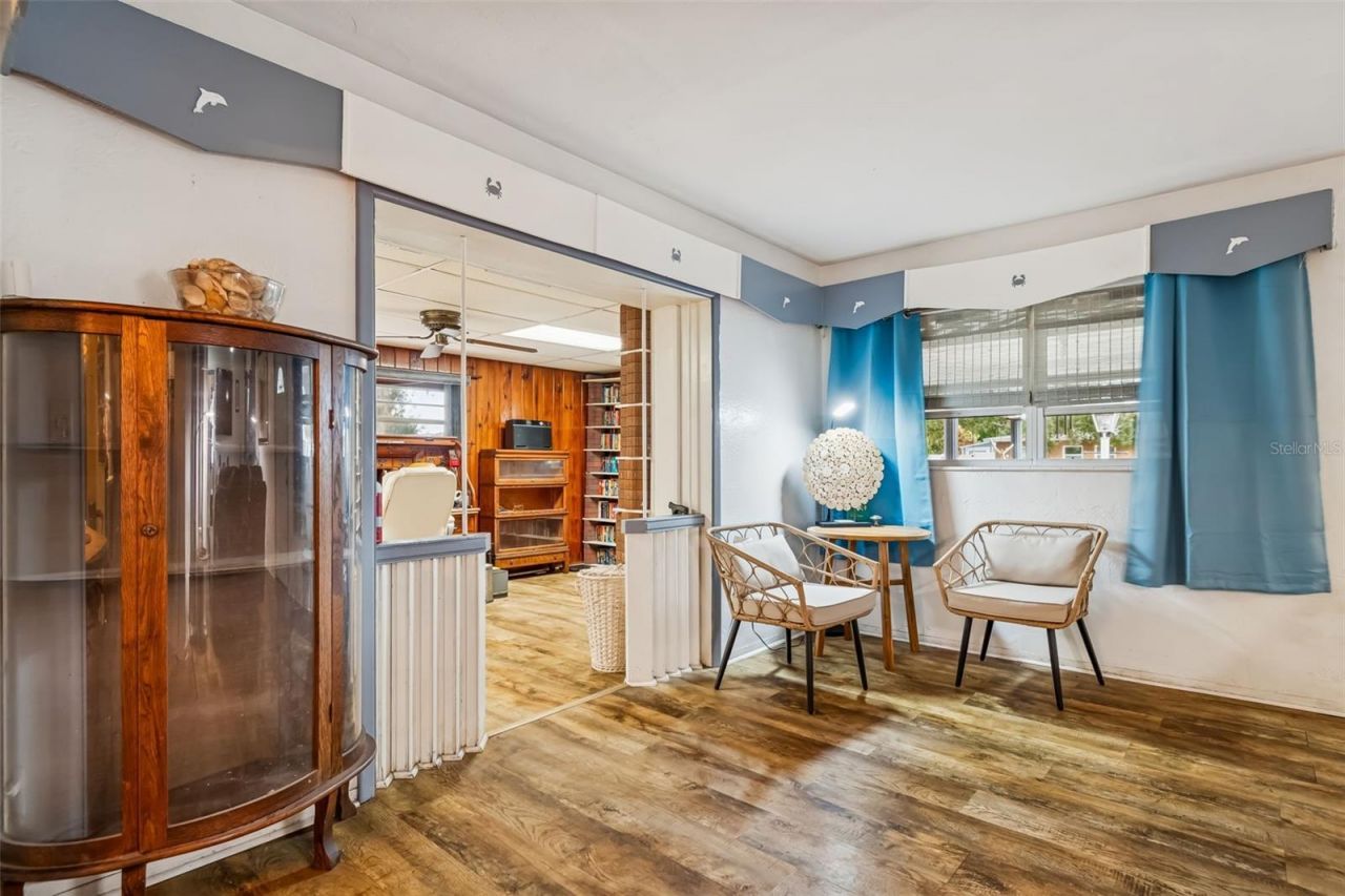 7551 17th Lane N, Saint Petersburg, FL 33702 Photo