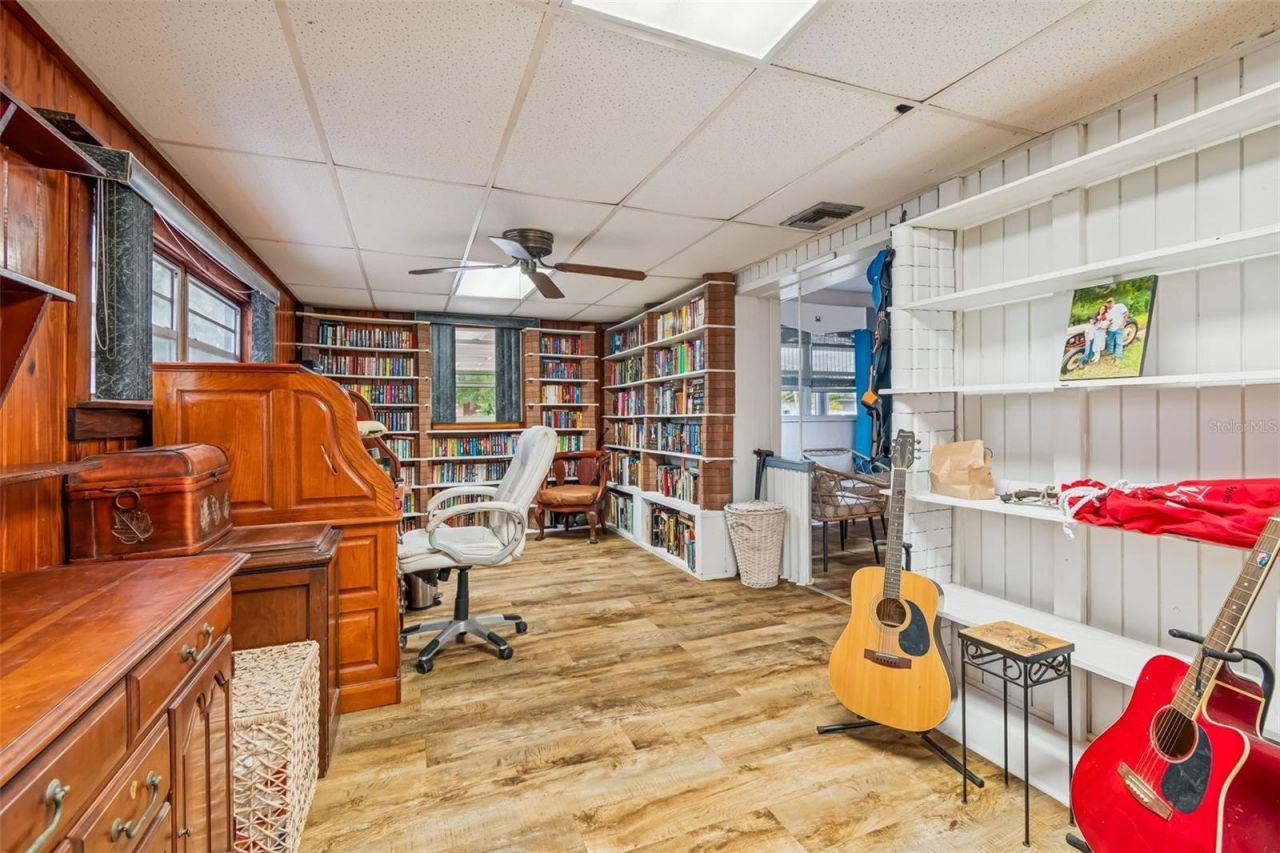 7551 17th Lane N, Saint Petersburg, FL 33702 Photo