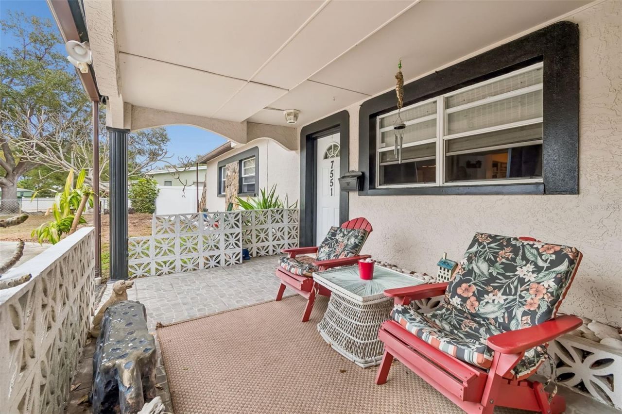 7551 17th Lane N, Saint Petersburg, FL 33702 Photo