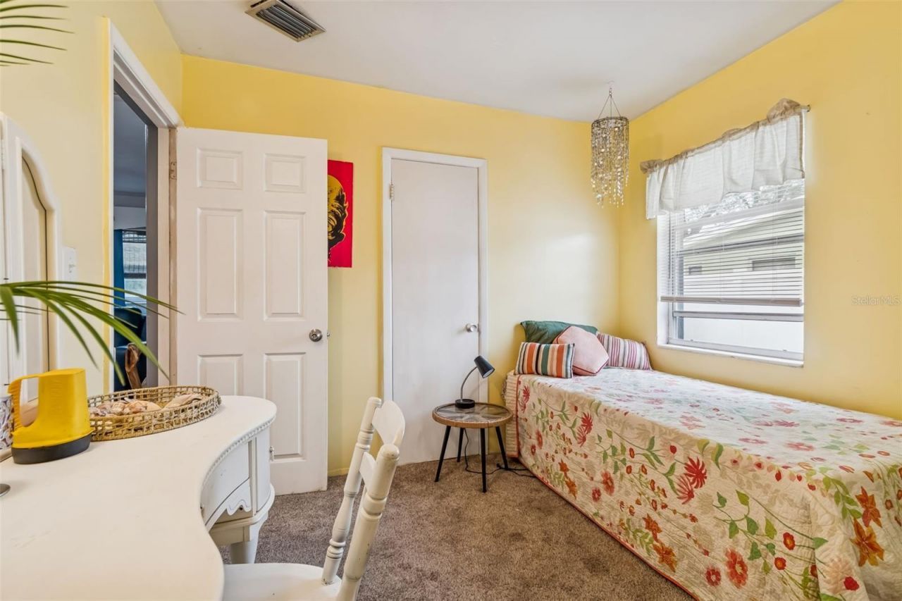 7551 17th Lane N, Saint Petersburg, FL 33702 Photo