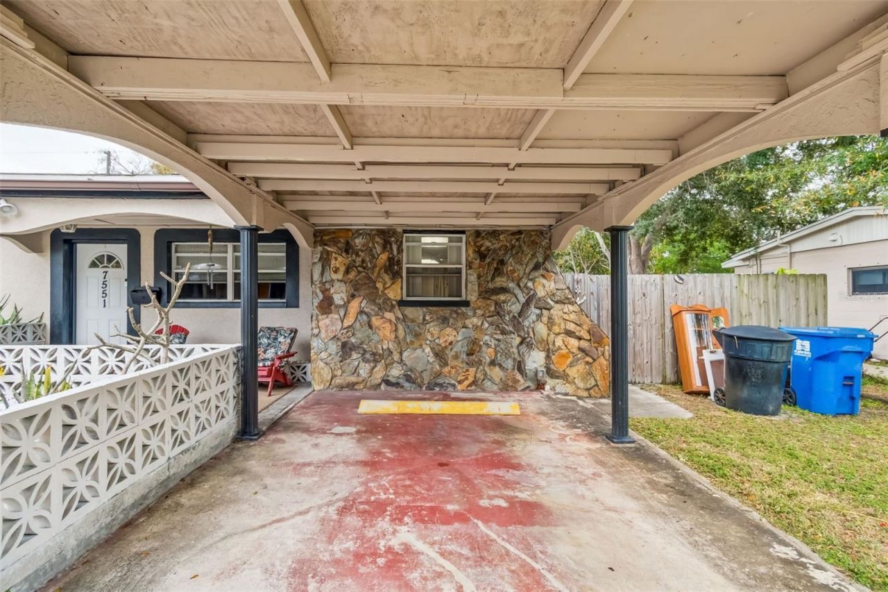 7551 17th Lane N, Saint Petersburg, FL 33702 Photo