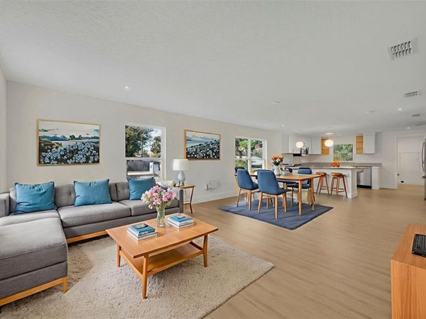 1303 STOWE AVENUE, MOUNT DORA, FL 32757