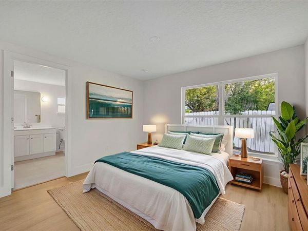 1303 STOWE AVENUE, MOUNT DORA, FL 32757