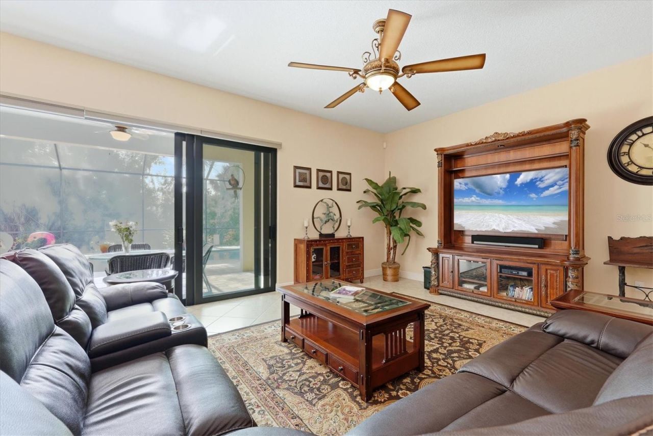 707 Dogwood Run, Bradenton, FL 34212 Photo