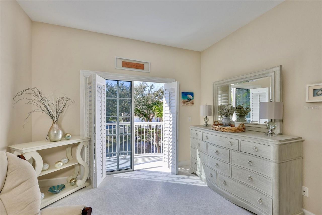6303 Vista Verde Drive E, Gulfport, FL 33707 Photo