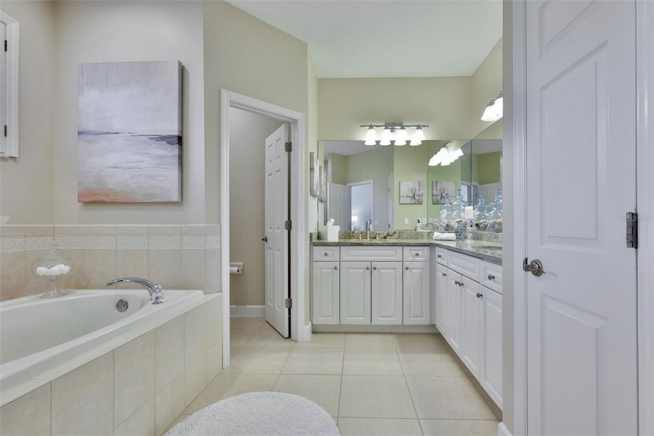 6303 Vista Verde Drive E, Gulfport, FL 33707 Photo
