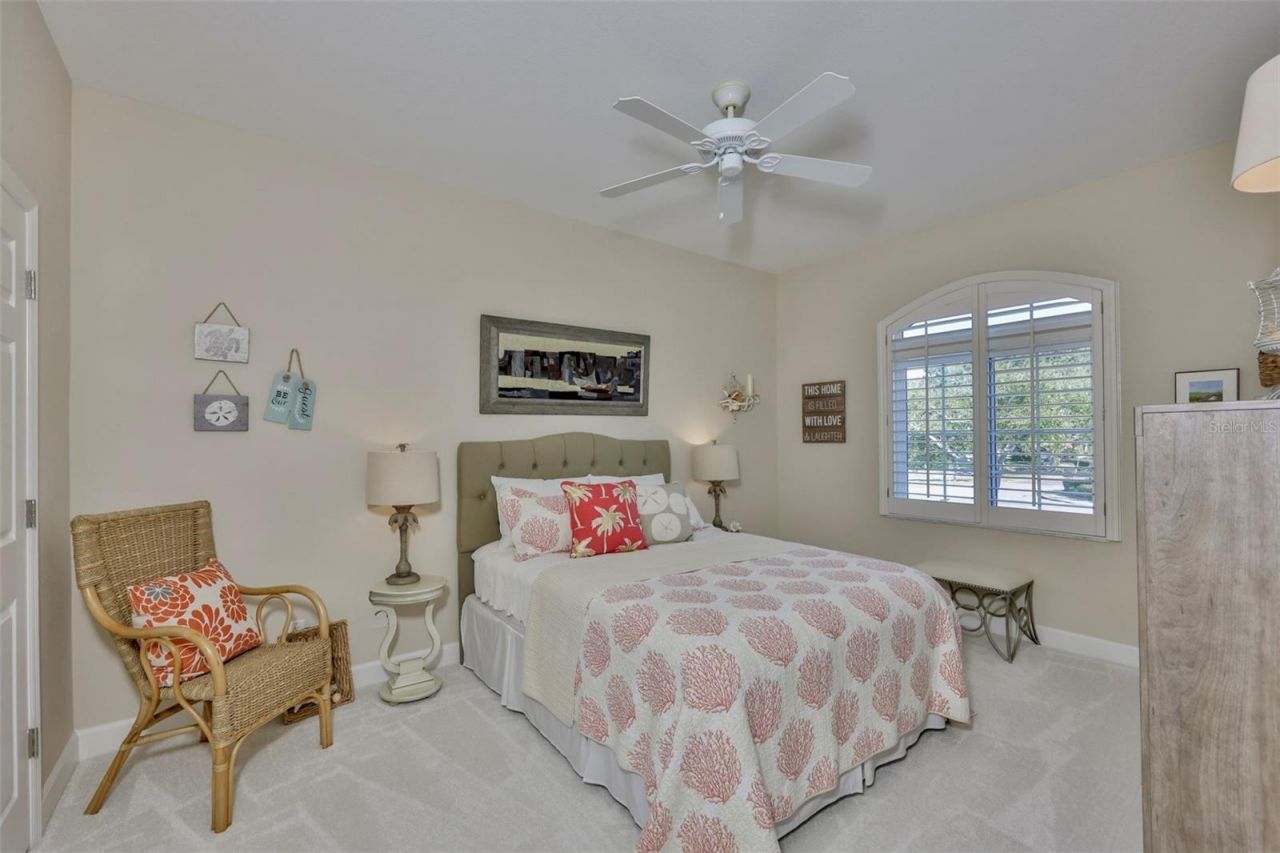 6303 Vista Verde Drive E, Gulfport, FL 33707 Photo