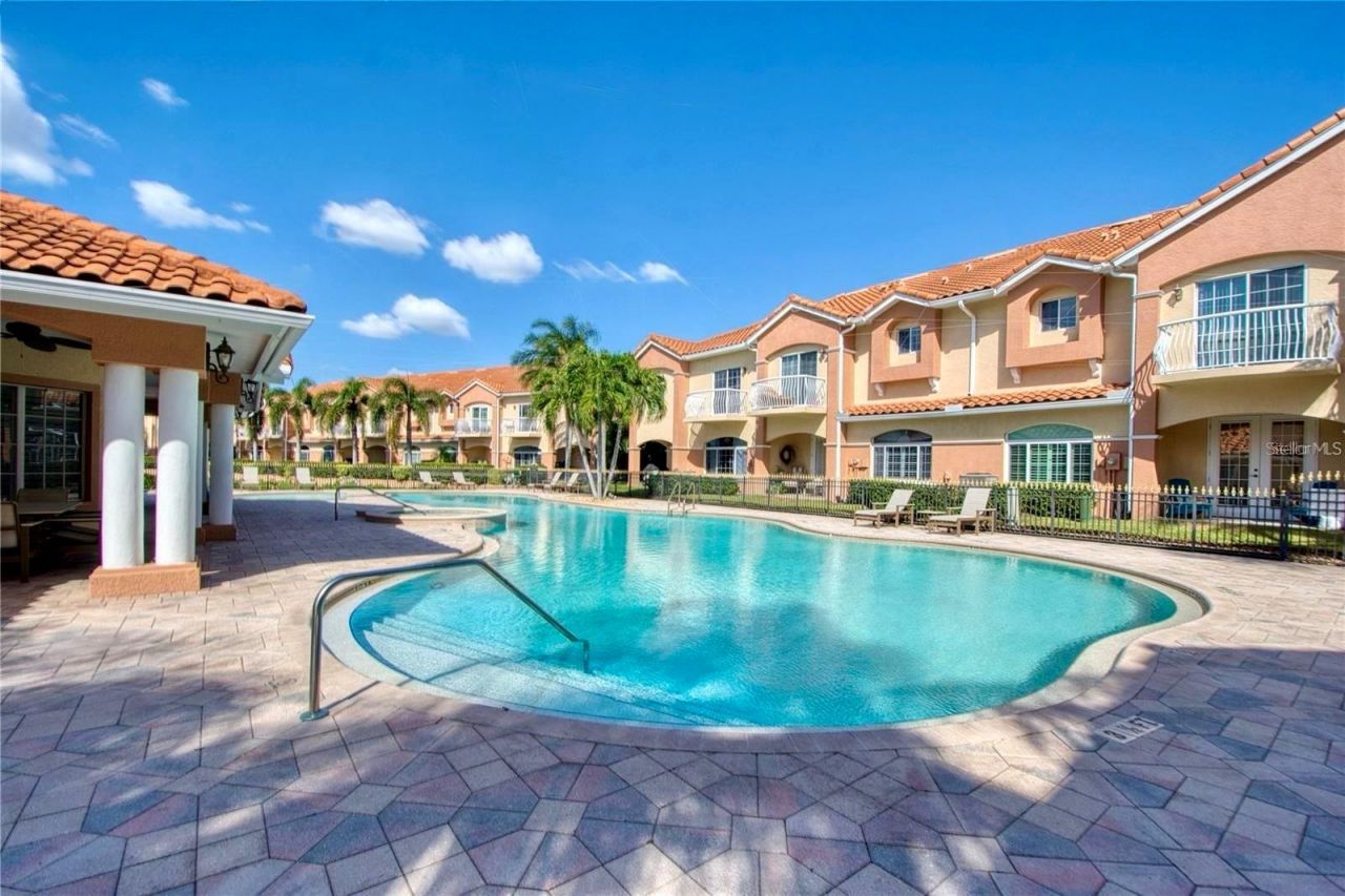 6303 Vista Verde Drive E, Gulfport, FL 33707 Photo