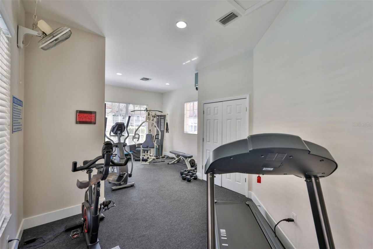 6303 Vista Verde Drive E, Gulfport, FL 33707 Photo