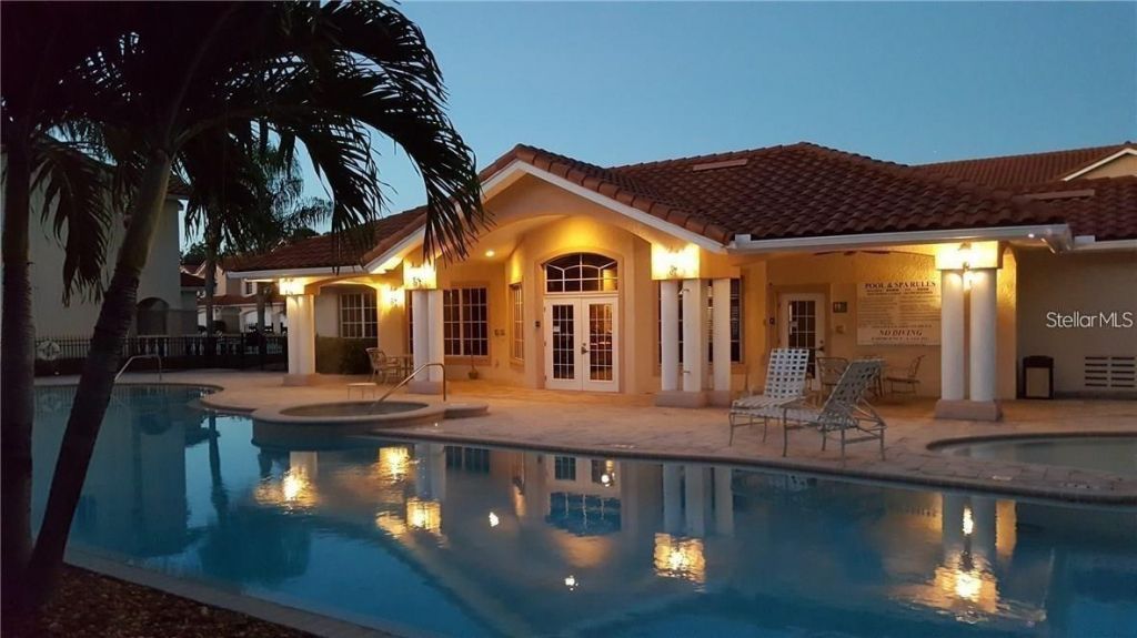 6303 Vista Verde Drive E, Gulfport, FL 33707 Photo
