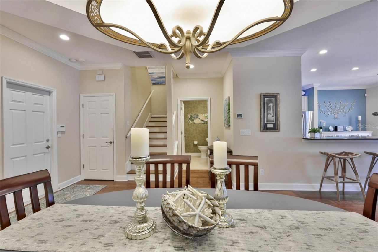 6303 Vista Verde Drive E, Gulfport, FL 33707 Photo