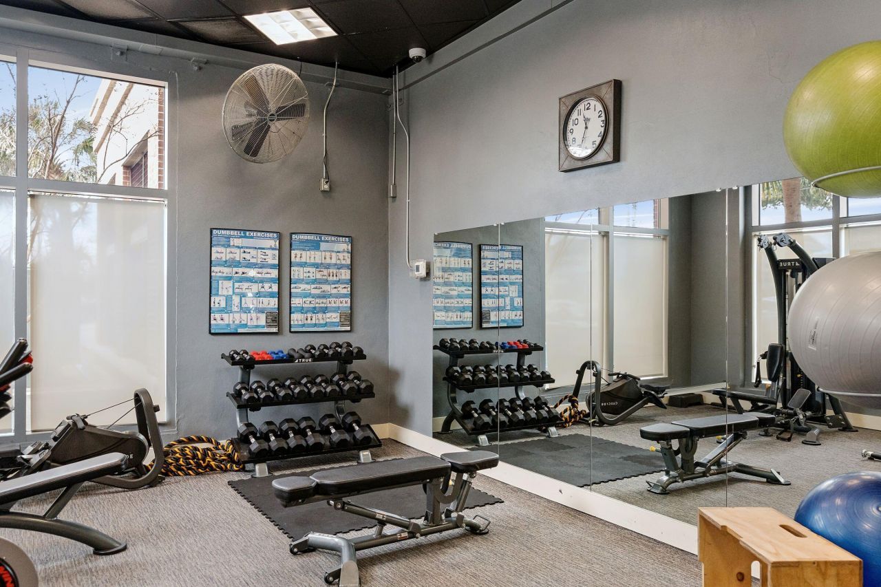 150 Bee Street Photo 38