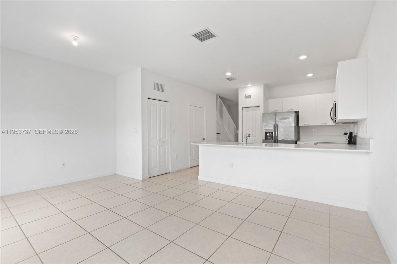 12147 NW 23rd Ct, Miami, FL 33167 Photo