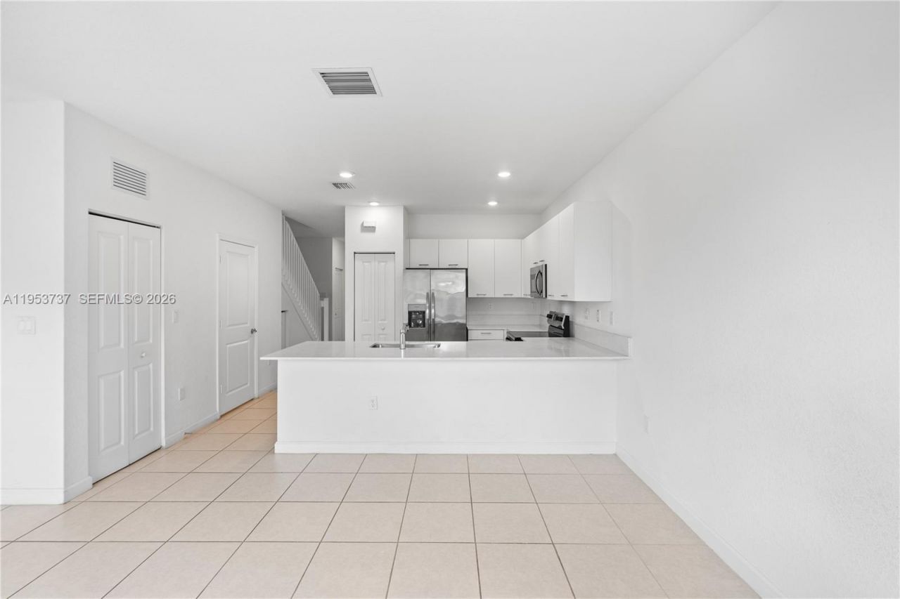 12147 NW 23rd Ct, Miami, FL 33167 Photo