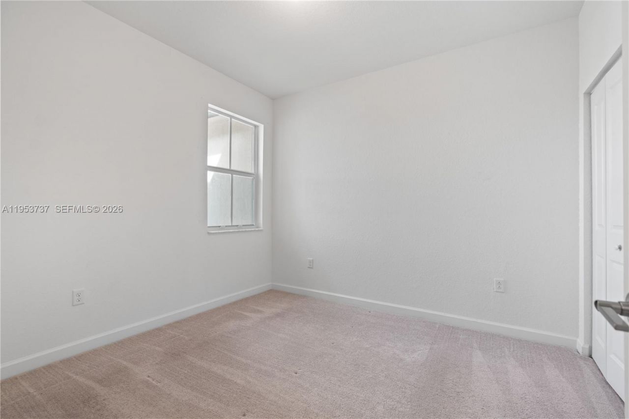 12147 NW 23rd Ct, Miami, FL 33167 Photo