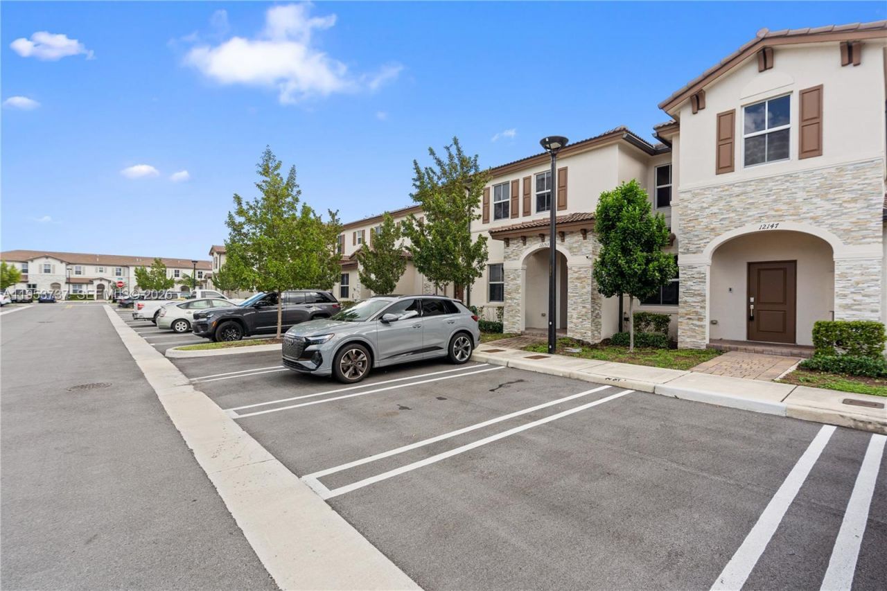 12147 NW 23rd Ct, Miami, FL 33167 Photo