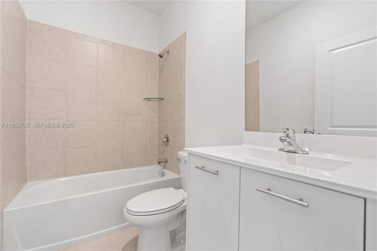 12147 NW 23rd Ct, Miami, FL 33167 Photo