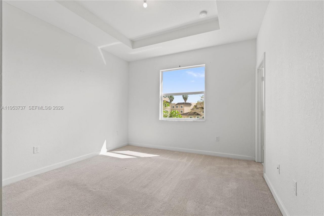 12147 NW 23rd Ct, Miami, FL 33167 Photo