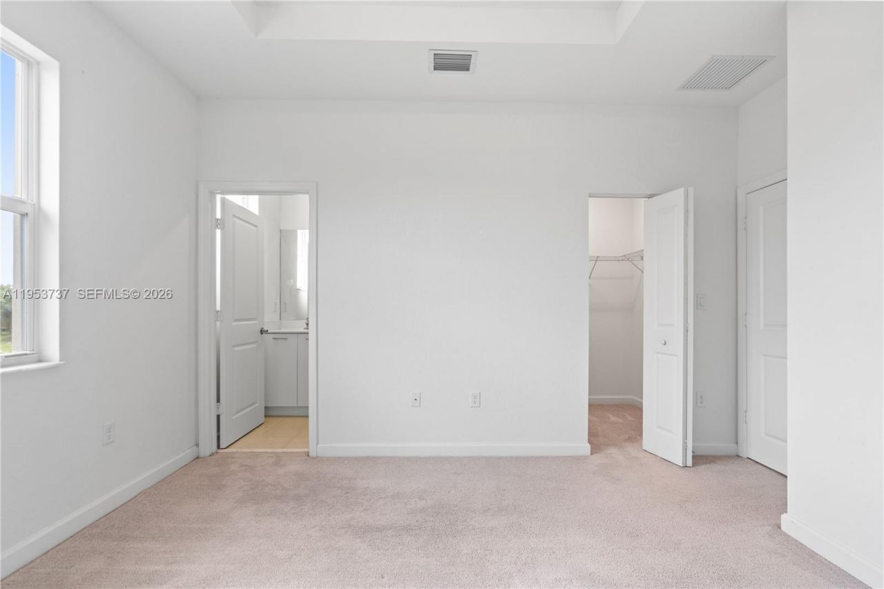 12147 NW 23rd Ct, Miami, FL 33167 Photo