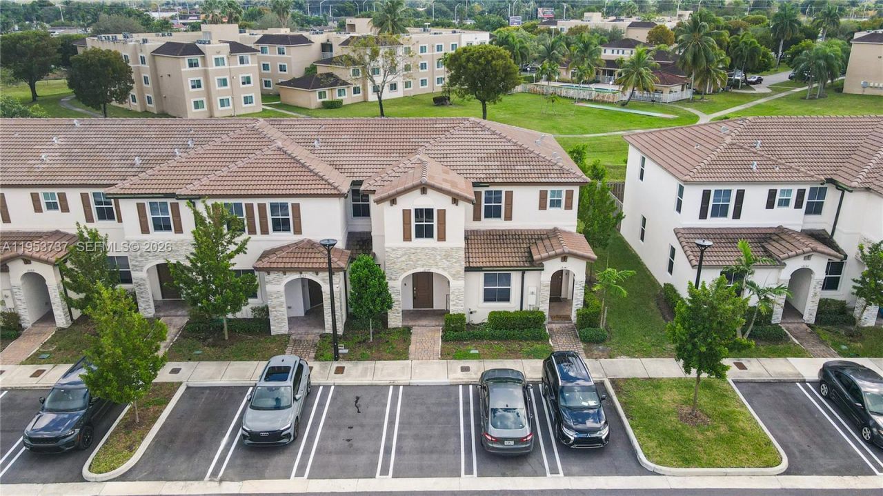 12147 NW 23rd Ct, Miami, FL 33167 Photo