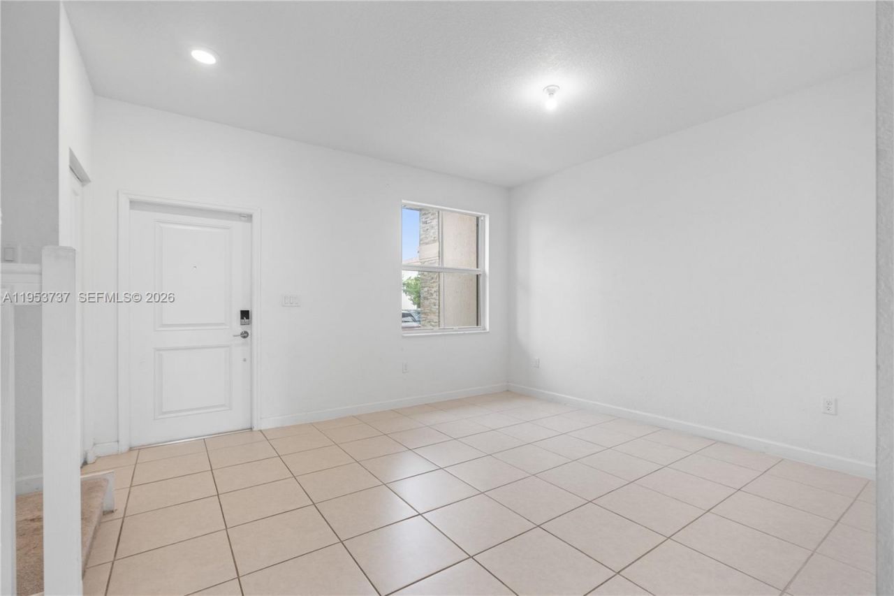 12147 NW 23rd Ct, Miami, FL 33167 Photo