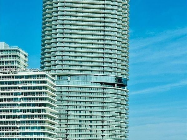 500 ALTON , Unit 1208, Miami Beach, FL 33139