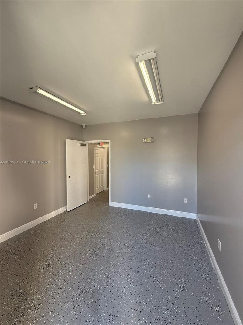 15075 SW 137th St , Unit 6, Miami, FL 33196 Photo